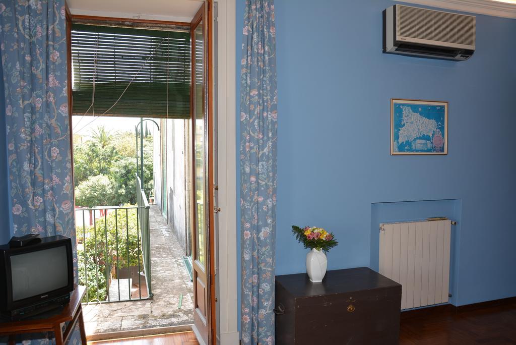 B&B Villa Maria Giarre Szoba fotó